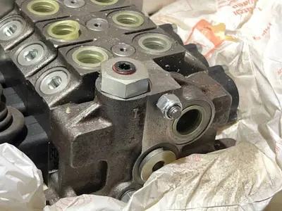 Hydraulic Valve Bank