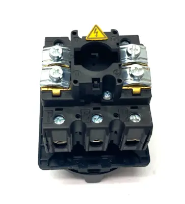 USED EATON, MOELLER P3-63/EA/SVB-SW ROTARY DISCONNECT MAIN SWITCH, FLUSH MOUNT, BLACK