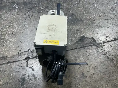 Used LEYBOLD VAKUUM GMBH TRIVAC D1.2E Vacuum Pumps Ohio US | HGR 24 #1335375