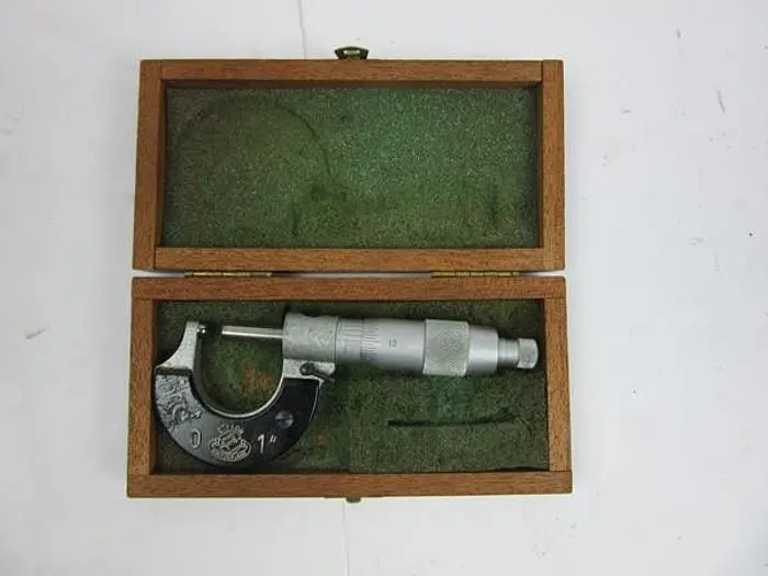 Elton Micrometer caliper