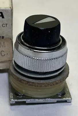New | in-Stock SYLVANIA 100MFA1C Miscellaneous Equipment (Electrical & Power) | Surplus Asset Holdings #1191552