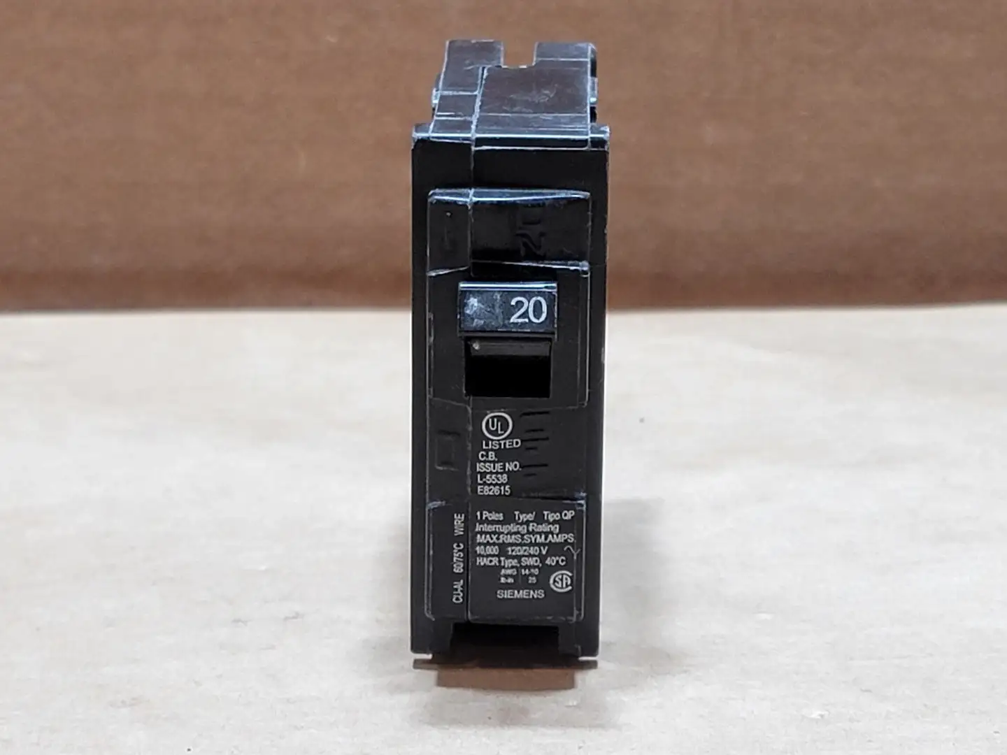 Used SIEMENS Q120 Switchgears British Columbia CA | Lenmark #835795