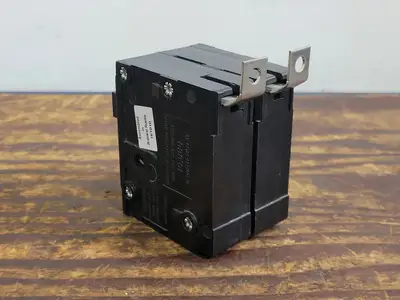 USED CUTLER-HAMMER BA215