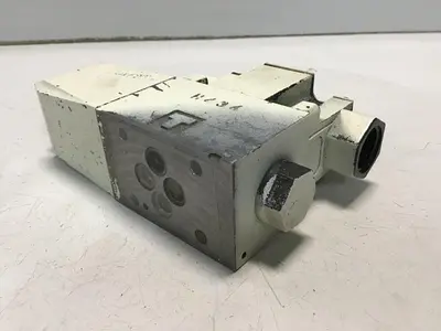USED VICKERS DG4V-3-2AL-M-P7-H-7-T10-50