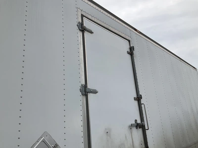 Used 2005 INTERNATIONAL 4300 Box trucks Michigan US | Miedema Asset Management Group #1568266