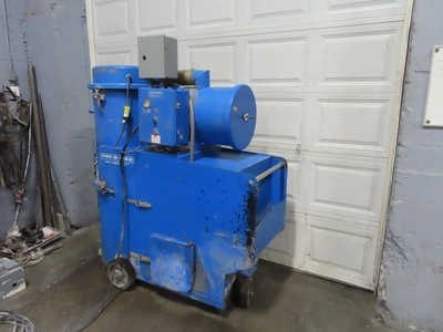 Vac-U-Max Model 1020 Continuous Duty Vacuum Provider