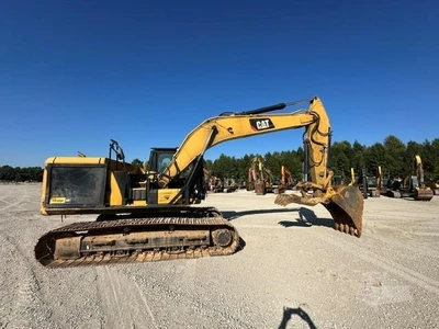 Used 2018 CATERPILLAR 323 Excavators North Carolina US | Southeastern Equipment Corp #1538014