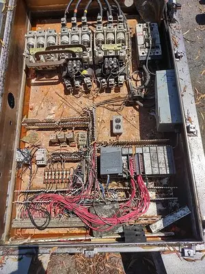 USED SCHAEFFER HS-25