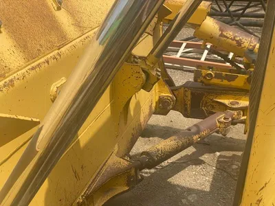 2013 Komatsu D65EX-17