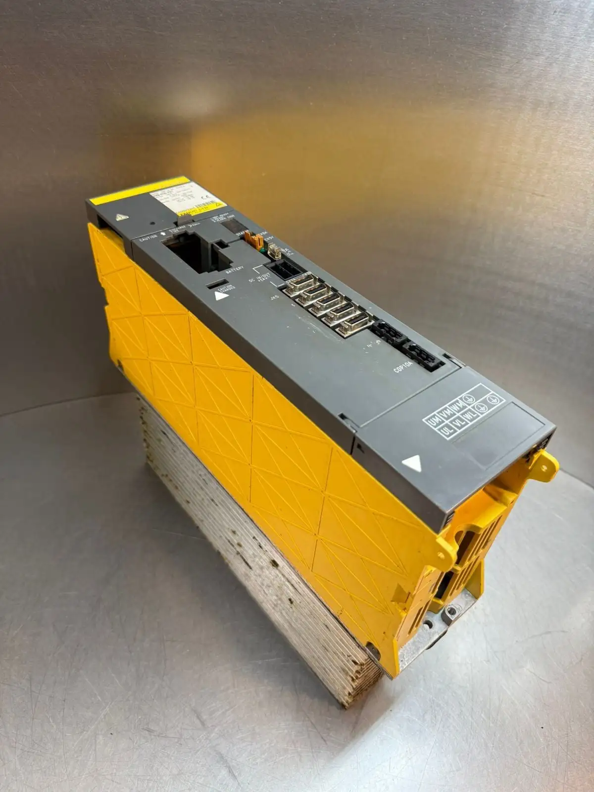 Fanuc A06B-6096-H207 Servo Driver Amplifier (12.4.1)