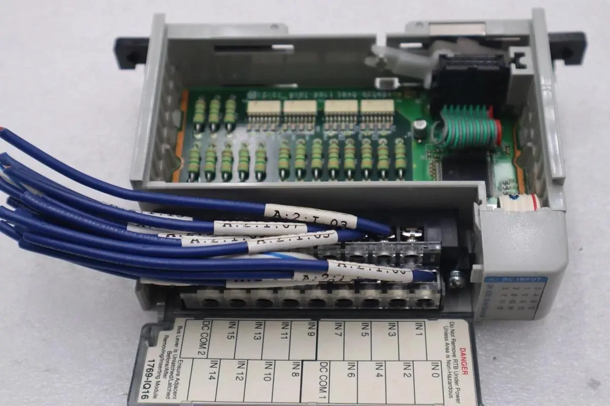 ALLEN-BRADLEY 1769-IQ16 SERIES A  INPUT MODULE STOCK #B-1338