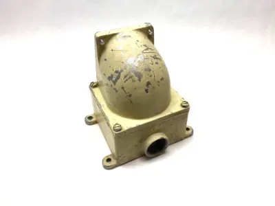 USED EATON CROUSE-HINDS HEAVY DUTY PIN & SLEEVE ENCLOSURE HOUSING
