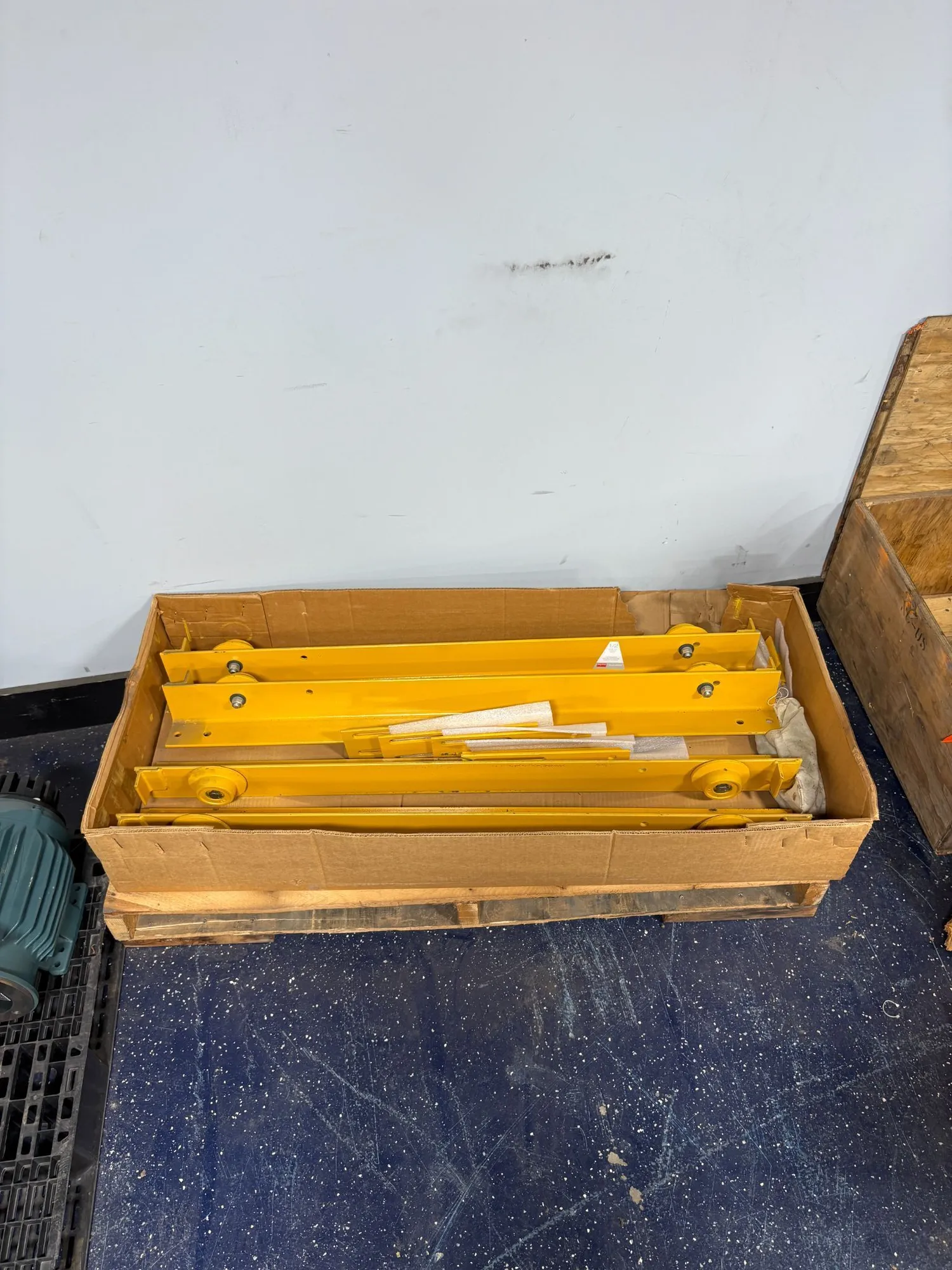 USED DAYTON 4ZV97