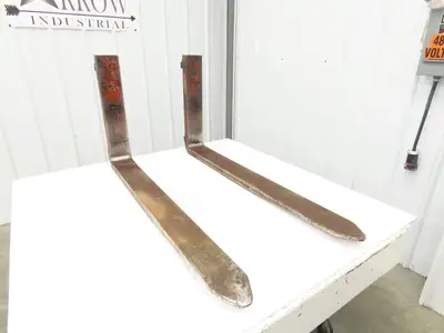 Kenhar 820-005-033/004 4x42" Class 2 Steel Forklift Forks 16" Carriage 1-Pair