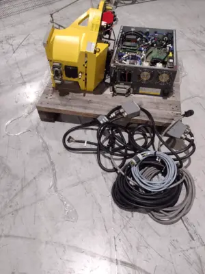 Used FANUC A05B-1522-B201 Robot with R-30iA Mate A05B-2553-B360 Controller Robots Michigan US | Maverick Industrial Sales #1397608