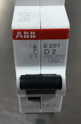 Used ABB S201-D2 Circuit Breaker, (2CDS251001R0021), 230/400VAC, 2A Circuit Breakers South Carolina US | Palmetto Automation #1151456