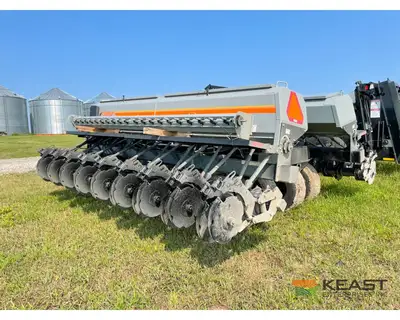 Used CRUSTBUSTER _UNKNOWN_ No-Till Drills Iowa US | Keast Enterprises #1360182