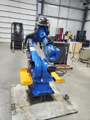USED YASKAWA MOTOMAN MH50-II