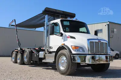 New | in-Stock 2027 PETERBILT 548 Rolloff Trucks Texas US | Roll Off Truck World #1492018