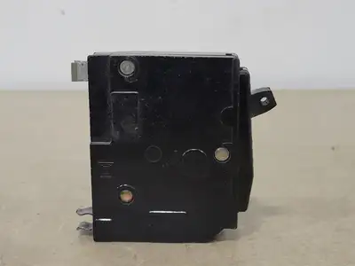 USED SQUARE D QO120
