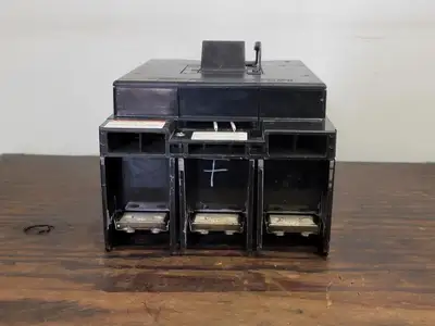 USED SQUARE D LIF363001027