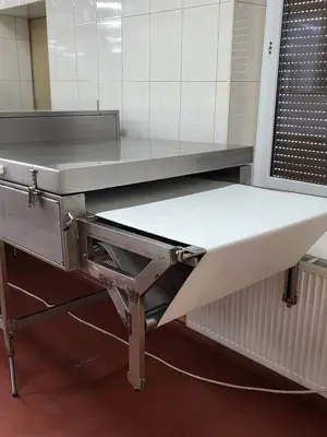 Used _UNKNOWN_ _UNKNOWN_ Chocolate Confectionary Mixers GB | Rigal Bennett #1543354