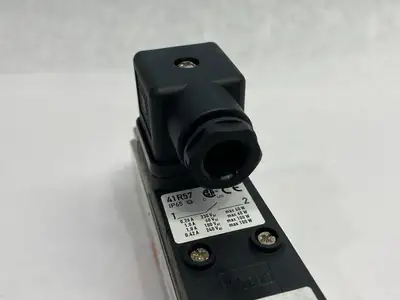 New | in-Stock KOBOLD HIGH PRESSURE ALL-METAL FLOWMETER SWITCH, DISPLACER Flowmeters | Maverick Industrial Sales #1102482