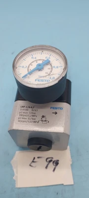 NEW Festo FESTO LRP-1/4-0.7 159500 Control Valve + GAUGE 161126