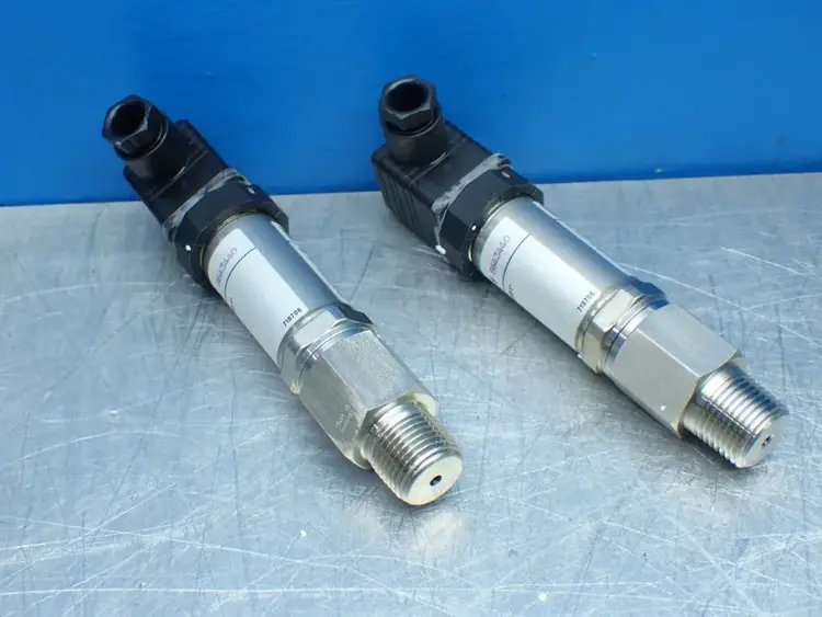 Used WIKA 891.14.520 Pressure Transmitters Ohio US | HGR 24 #831547