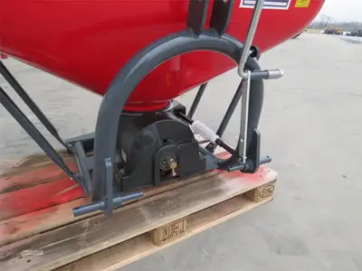 New | in-Stock 2026 BMC AIP500 Broadcast Spreaders Pennsylvania US | Zimmerman Farm Service #1410366