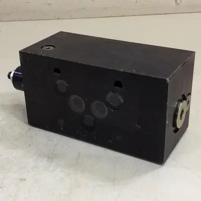 USED VICKERS DGMX25PPFWS30EN417