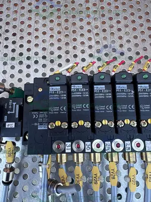 USED LOT OF 21 - PARKER PS1-E23 PNEUMATIC SOLENOID VALVE 24V/50 HZ