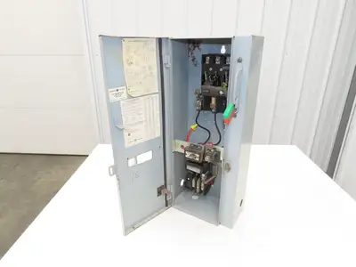 General Electric NP-161815-B Combination Motor Starter Fused 30 Amp 250VAC 10HP