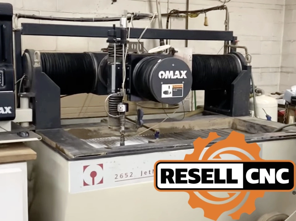 USED 2005 Omax 2652