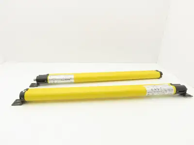 Allen Bradley 440L-P4J0640YD Light Curtain Guard Shield Receiver/Transmitter Set