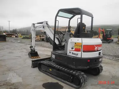 Used 2014 BOBCAT E42 Excavators New York US | Beck Equipment #1509291
