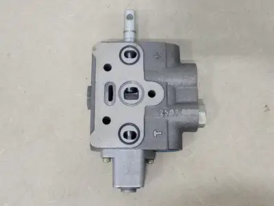 Hydraulic Valve Section 254286