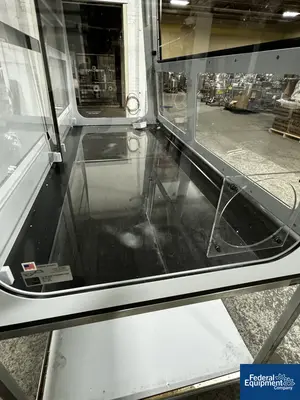 USED Flow Sciences, Inc. 90" Flow Sciences HEPA Hood, Model# FSCQ03223