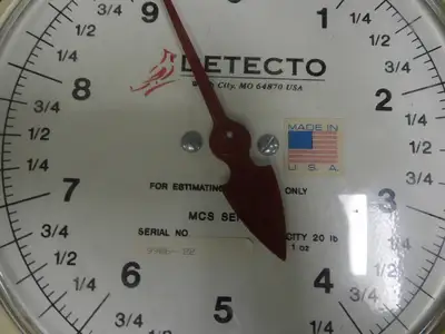 Used Cardinal Detecto Used Cardinal Detecto MCS-20F 20lb Dual Faced Hanging Scale Food Scales Illinois US | Falcon Restaurant Supply #1376594