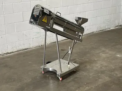 Tablet Deduster