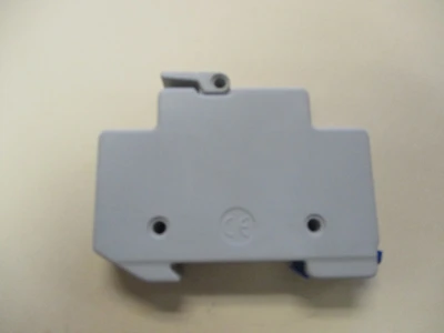USED DINnectors DN-FM6L