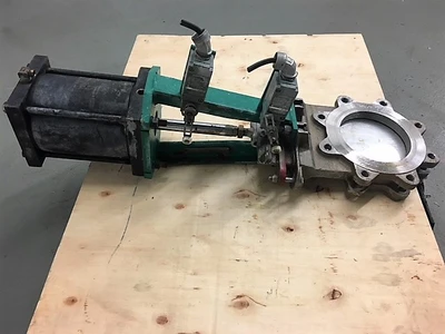 Rovalve 6"-150 Knife Gate Valve Air Operated