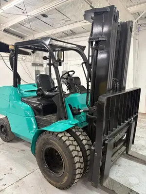 Used 2015 MITSUBISHI FD50CN1 Internal Combustion Forklifts: Pneumatic Tire Texas US | 4K Lift Co #1503965