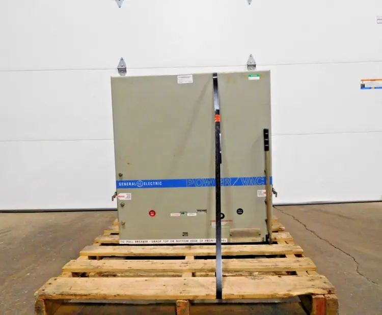 Used GE VB 7.2-500-3 Circuit Breakers Ohio US | Equipment Recovery Corp. #1330573