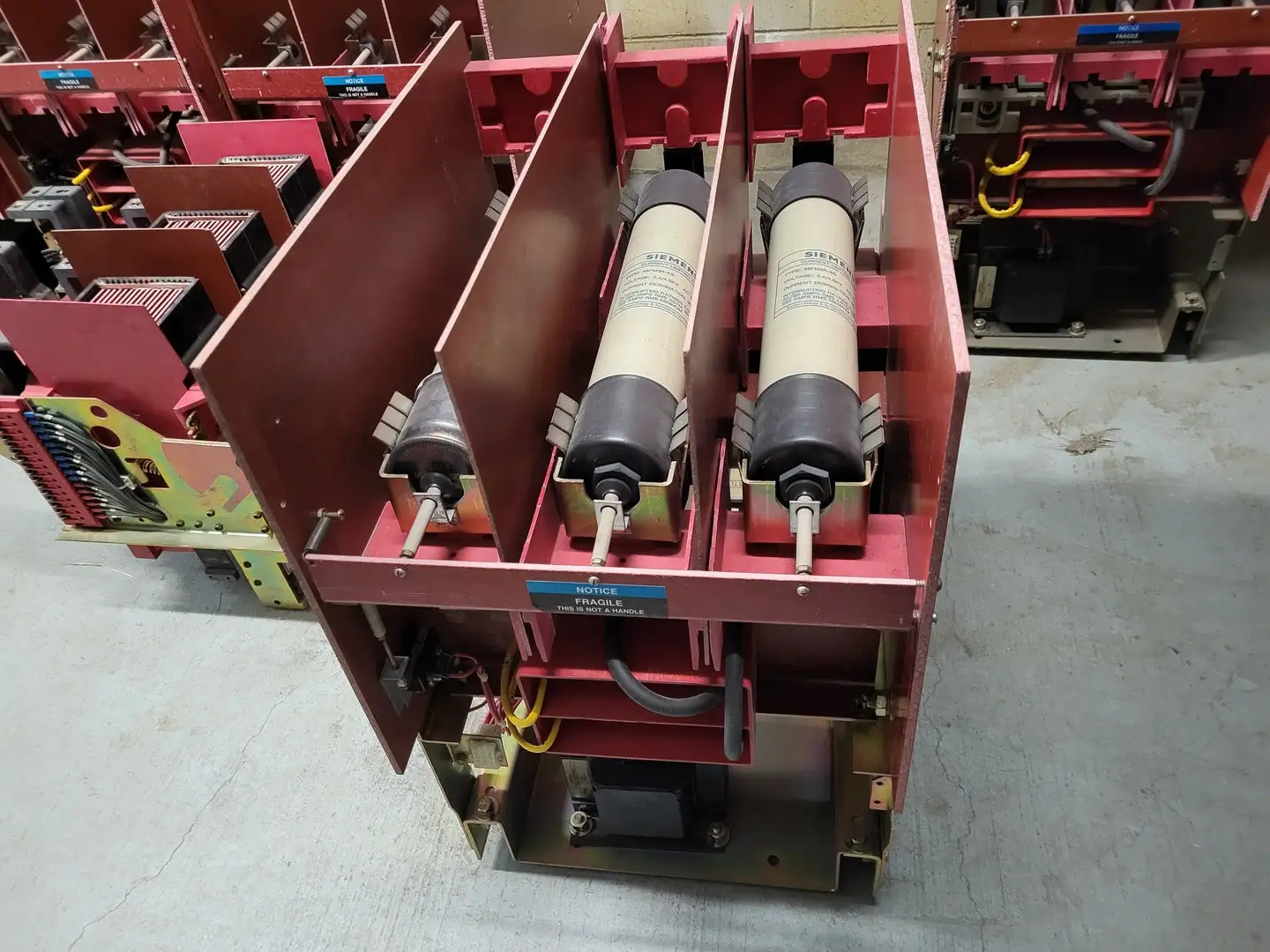 Used SIEMENS 88H3533034A1AT Switchgears British Columbia CA | Lenmark #240625