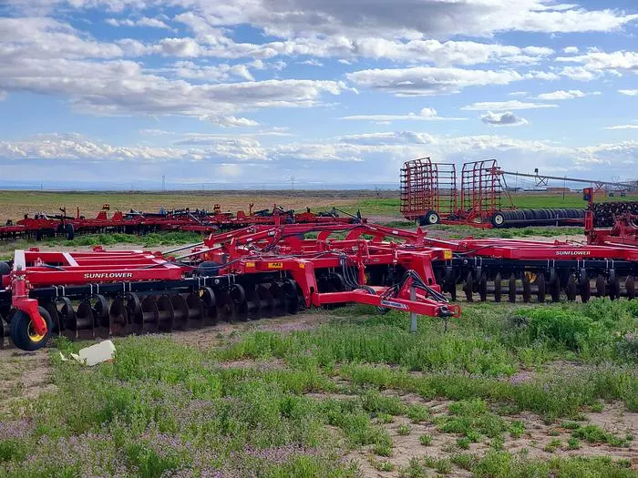 Used 2013 SUNFLOWER 1435 Disc Harrows Idaho US | Berry Machinery #910952