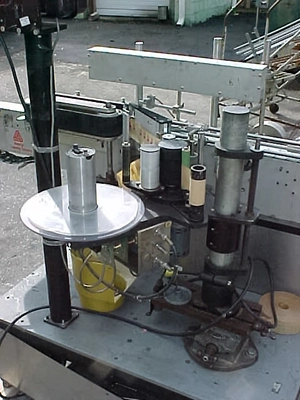 USED AVERY LABELING SYSTEMS WRAP AROUND LABELER