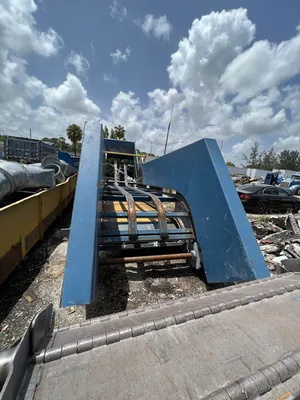 USED 2005 HUSTLER 60"  HUSTLER CONVEYOR