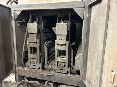 2012 TimeSavers 137-2HDCMW Belt Grinder Including Sanders | 520 Machinery Sales LLC (4)