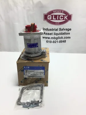 Eaton Crouse-Hinds AR1042 Heavy-Duty Industrial Receptacle 4Poles